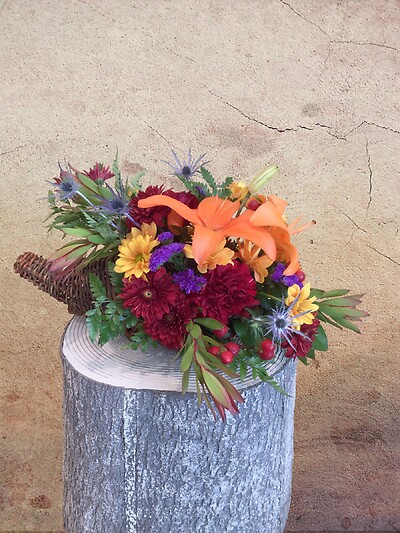 Coffee table Cornucopia